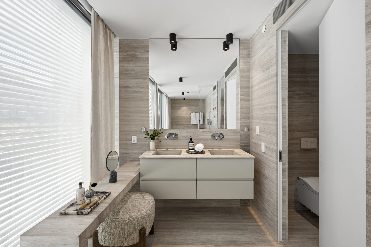 #11 photo, 217 W 20TH Street, マンハッタン Chelsea , NY 10011