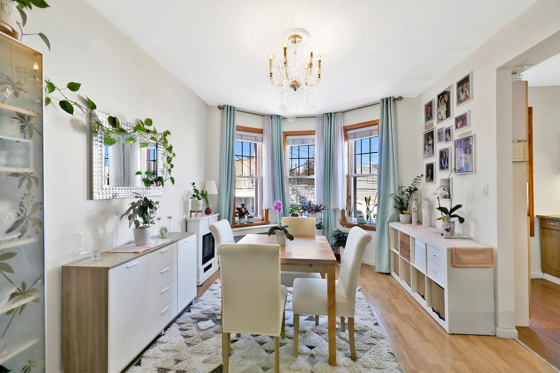 #9 photo, 68-21 75 Street, Куинс ‖ Middle Village , NY 11379