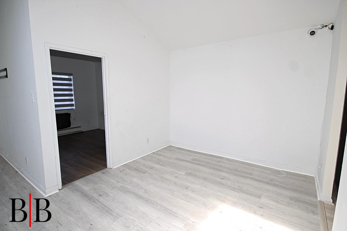 #8 photo, 1121 E 73 Street, Brooklyn , NY 11234