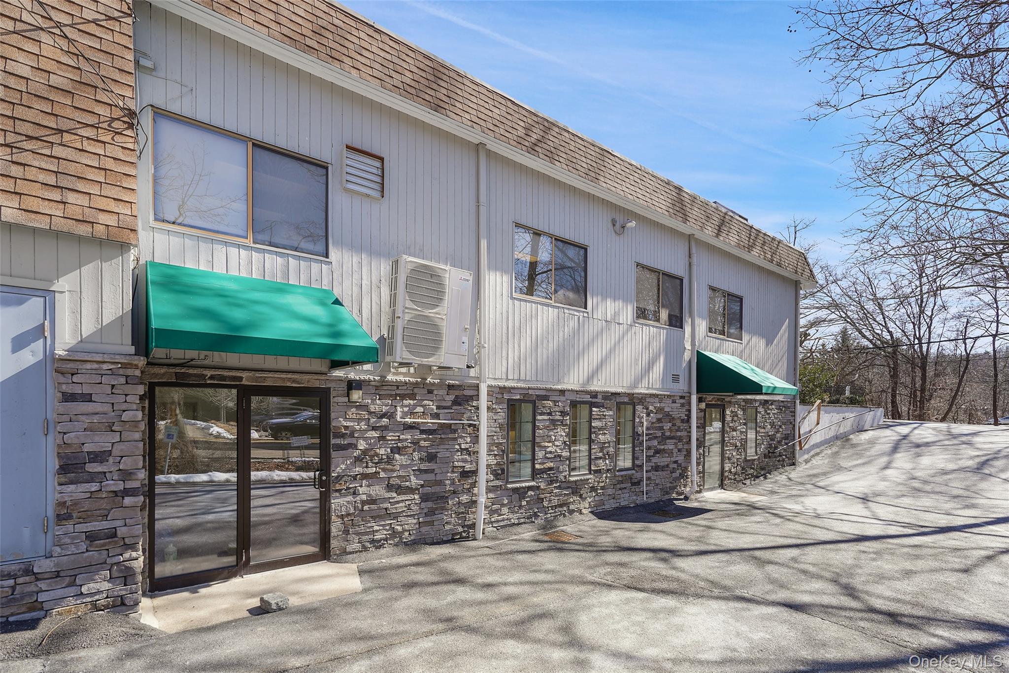 #3 photo, 60 Goldens Bridge Road, Katonah , NY 10536