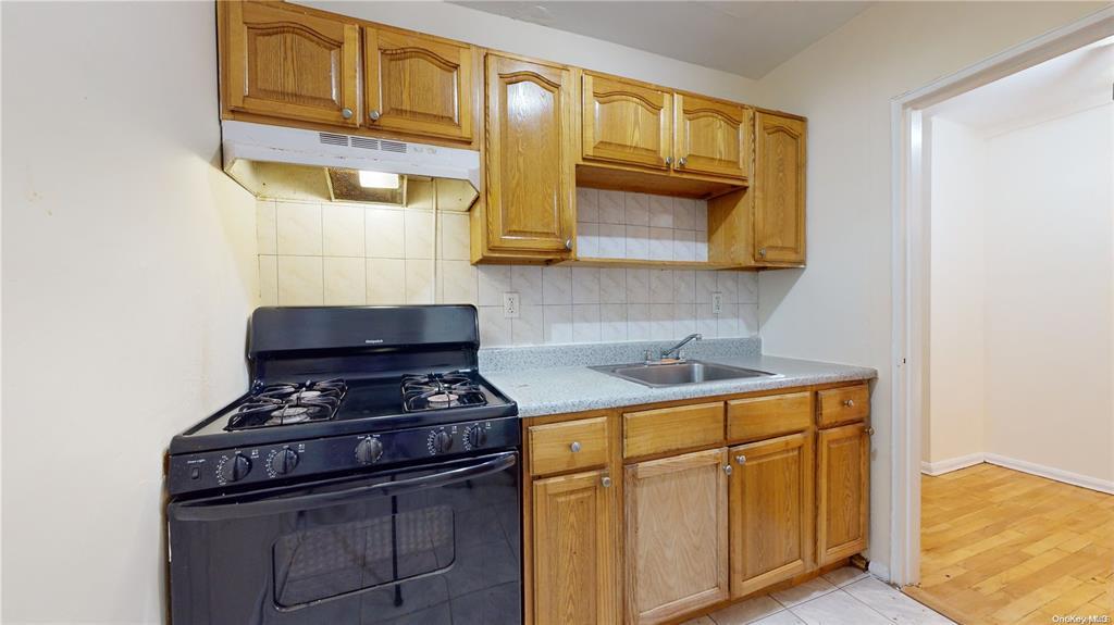 #10 photo, 88-10 35th Avenue, 皇后区 杰克逊高地 Jackson Heights , NY 11372