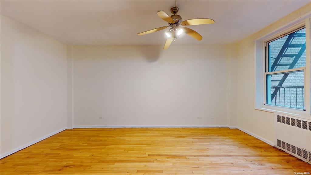 #4 photo, 88-10 35th Avenue, 皇后区 杰克逊高地 Jackson Heights , NY 11372