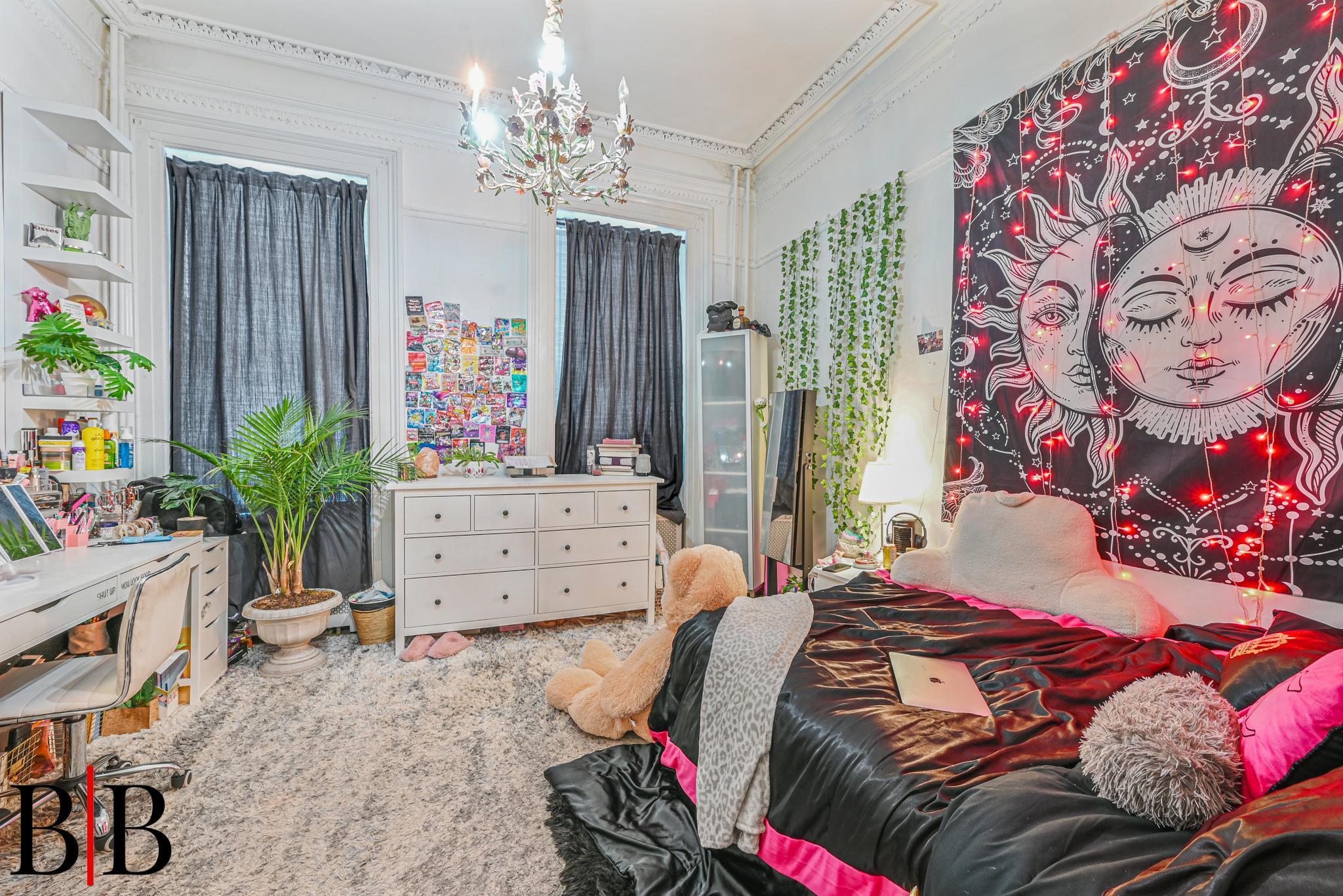 #18 photo, 22 4th Place, Brooklyn , NY 11231