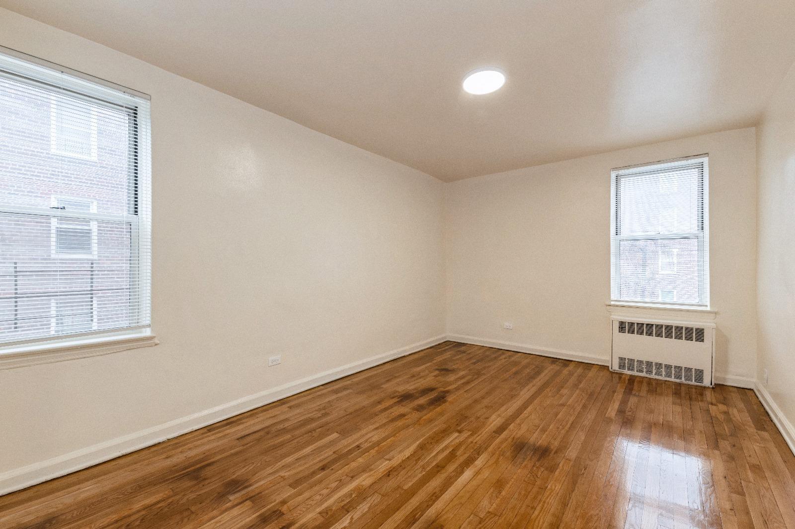 #16 photo, 105-24 67 Avenue, クイーンズ区 Forest Hills , NY 11375