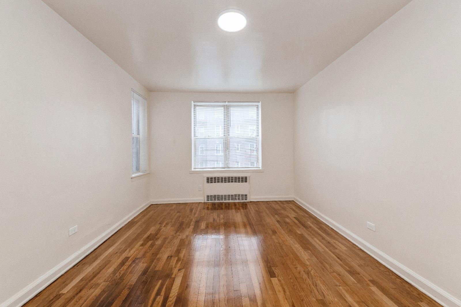 #17 photo, 105-24 67 Avenue, クイーンズ区 Forest Hills , NY 11375