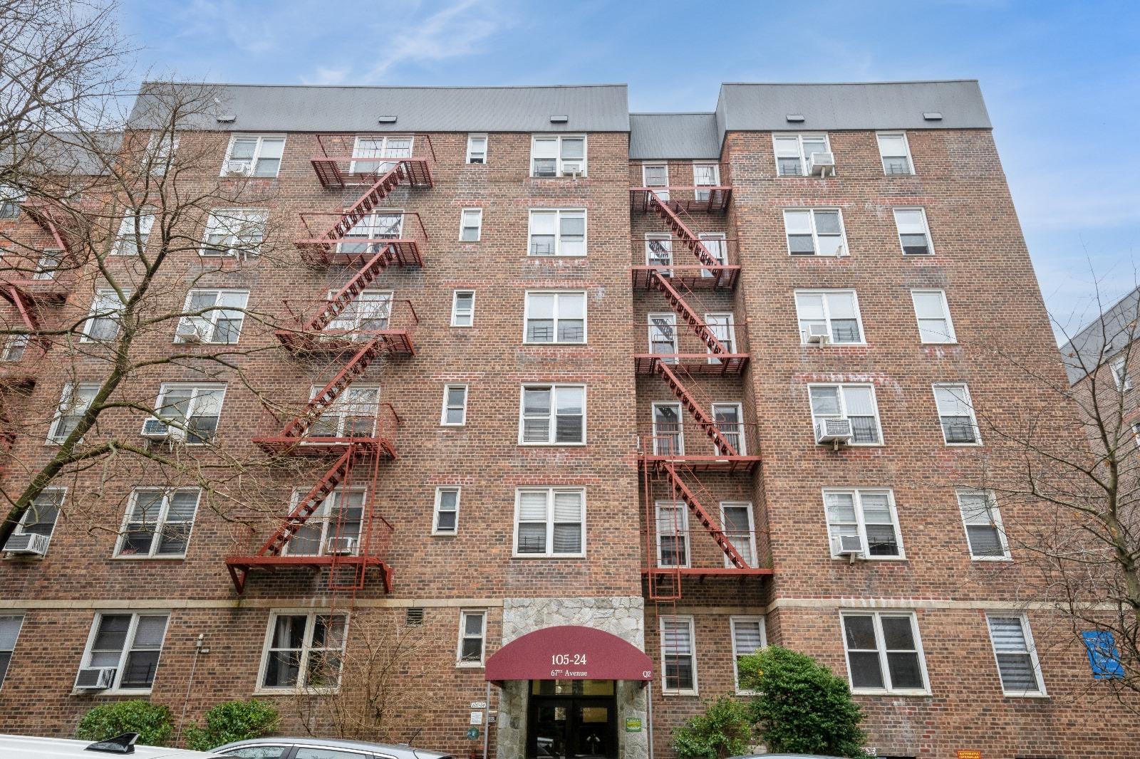 #18 photo, 105-24 67 Avenue, クイーンズ区 Forest Hills , NY 11375