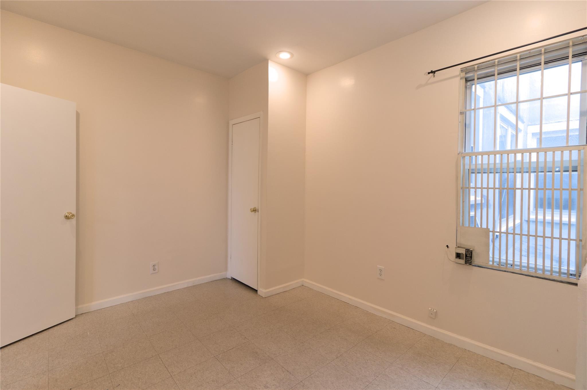 #15 photo, 10634 Sutphin Boulevard, クイーンズ区 Jamaica , NY 11435