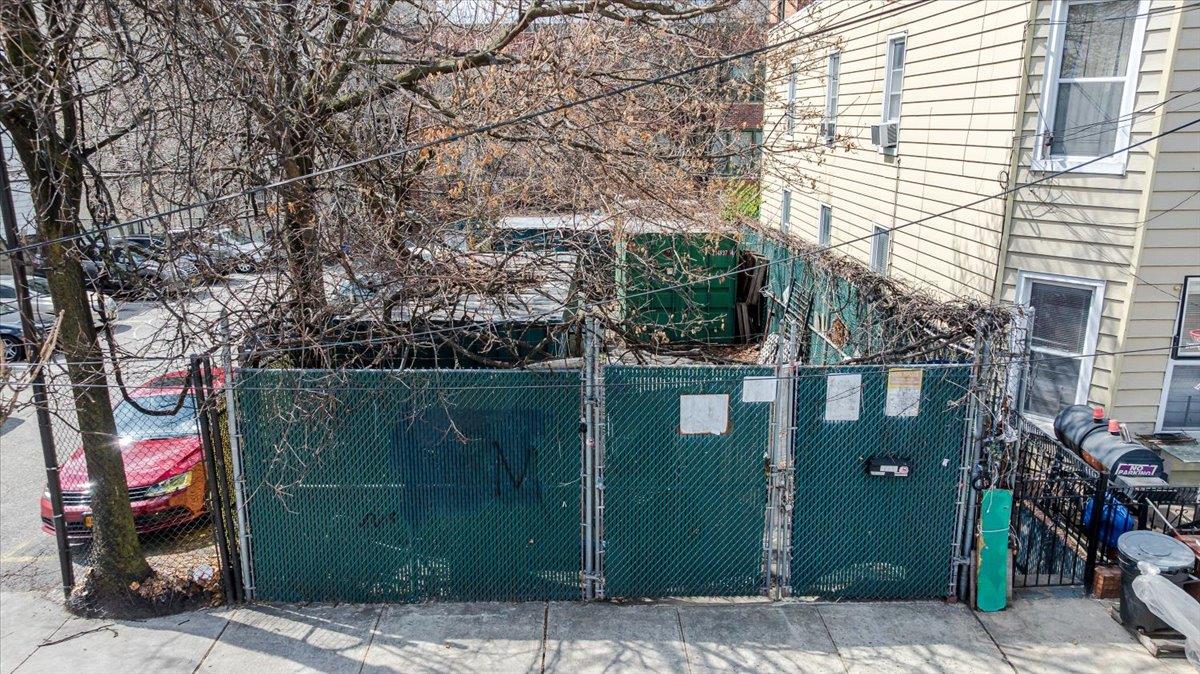 #4 photo, 1667 Hunt Avenue, ブロンクス区 Bronx , NY 10462