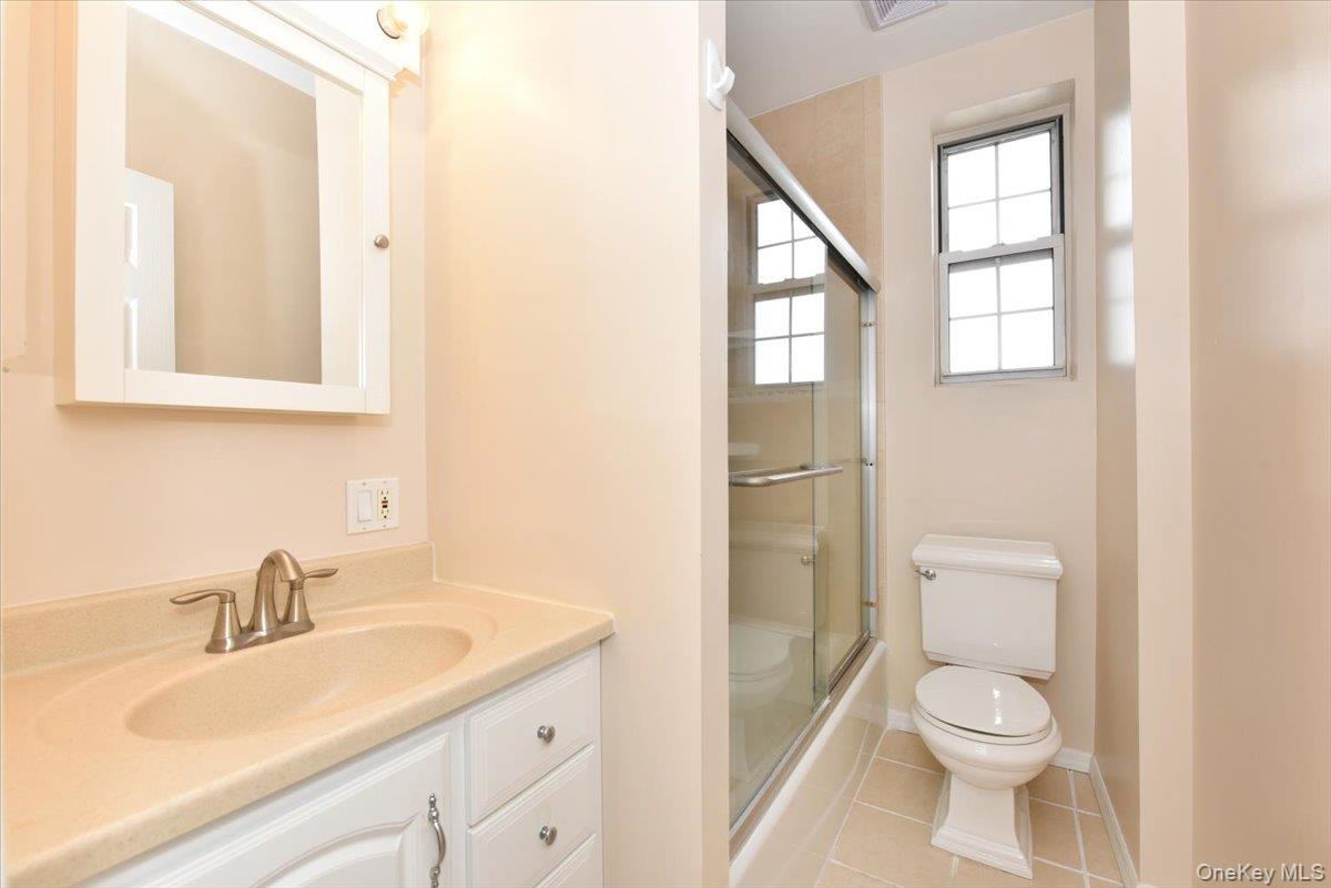 #6 photo, 4 Maple Drive, ナッソー郡 Great Neck , NY 11021