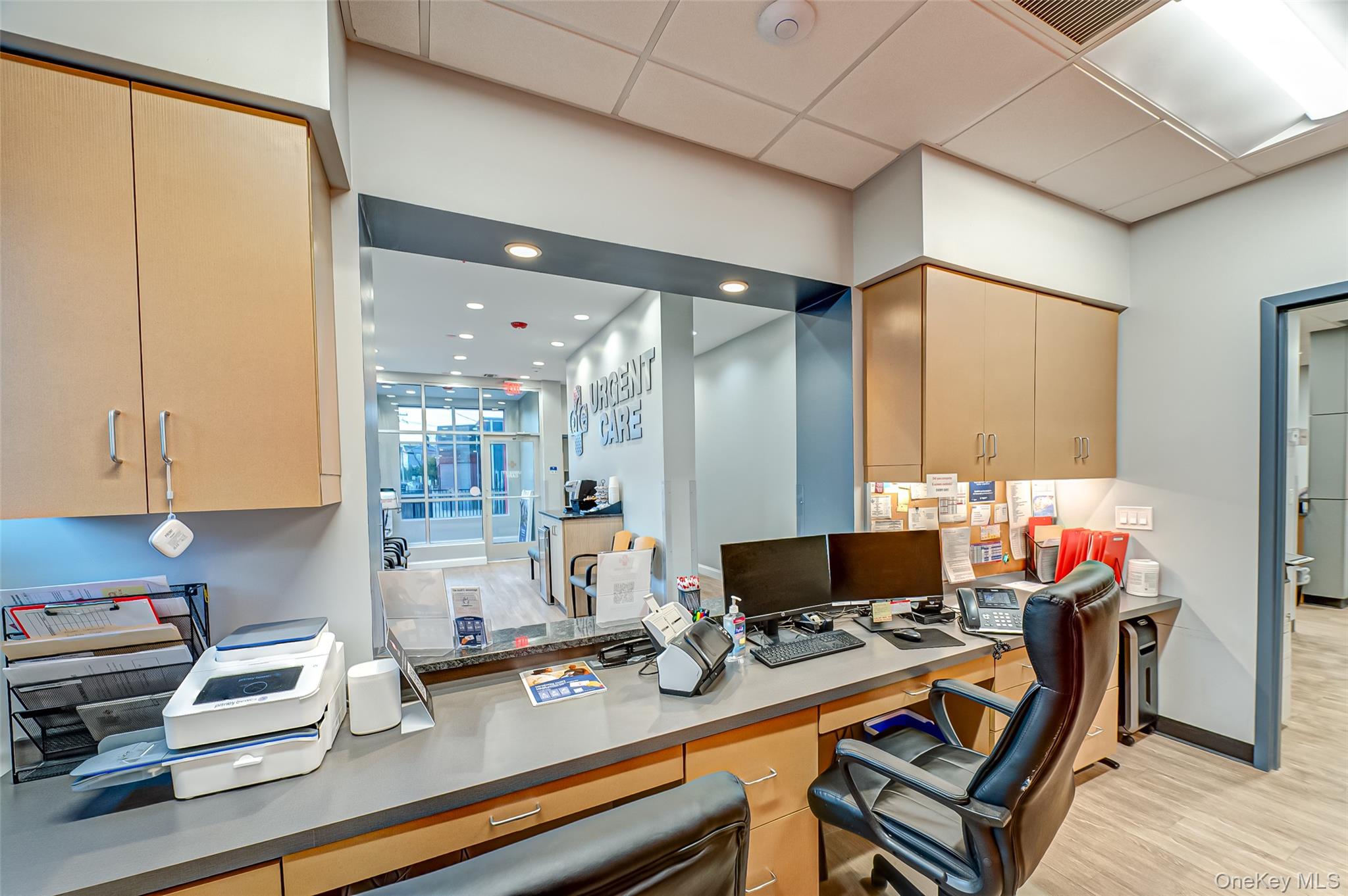 #6 photo, 24 Railroad Avenue, サフォーク郡 Patchogue , NY 11772