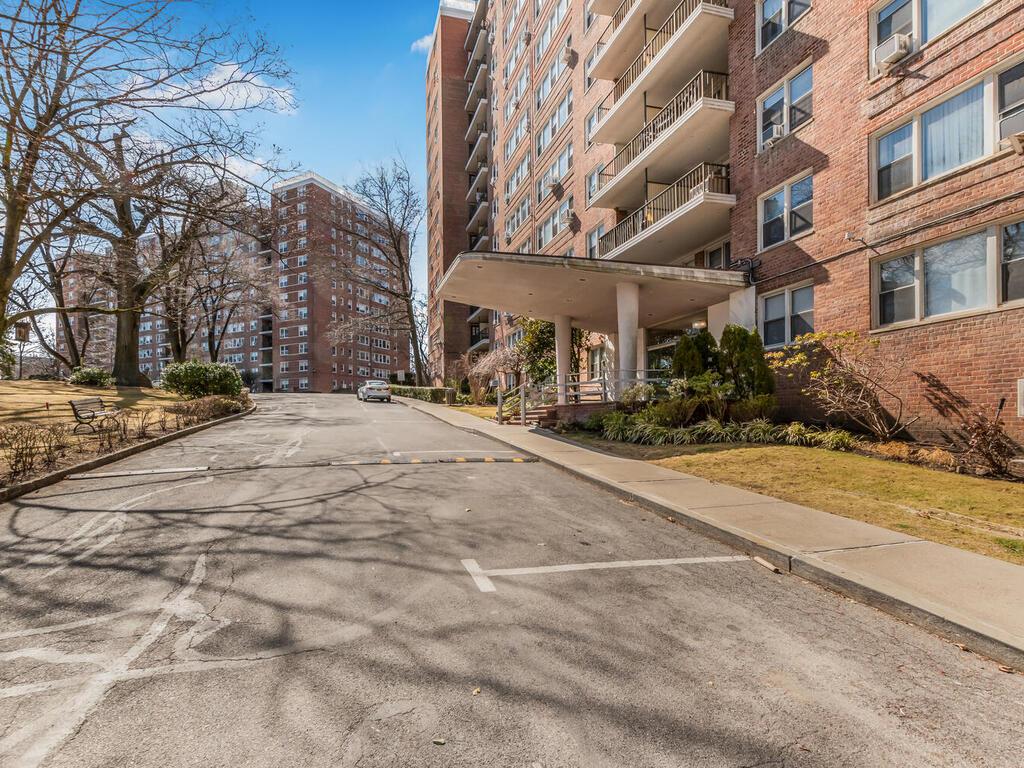 #9 photo, 4555 Henry Hudson Parkway, 布朗士 Bronx , NY 10471