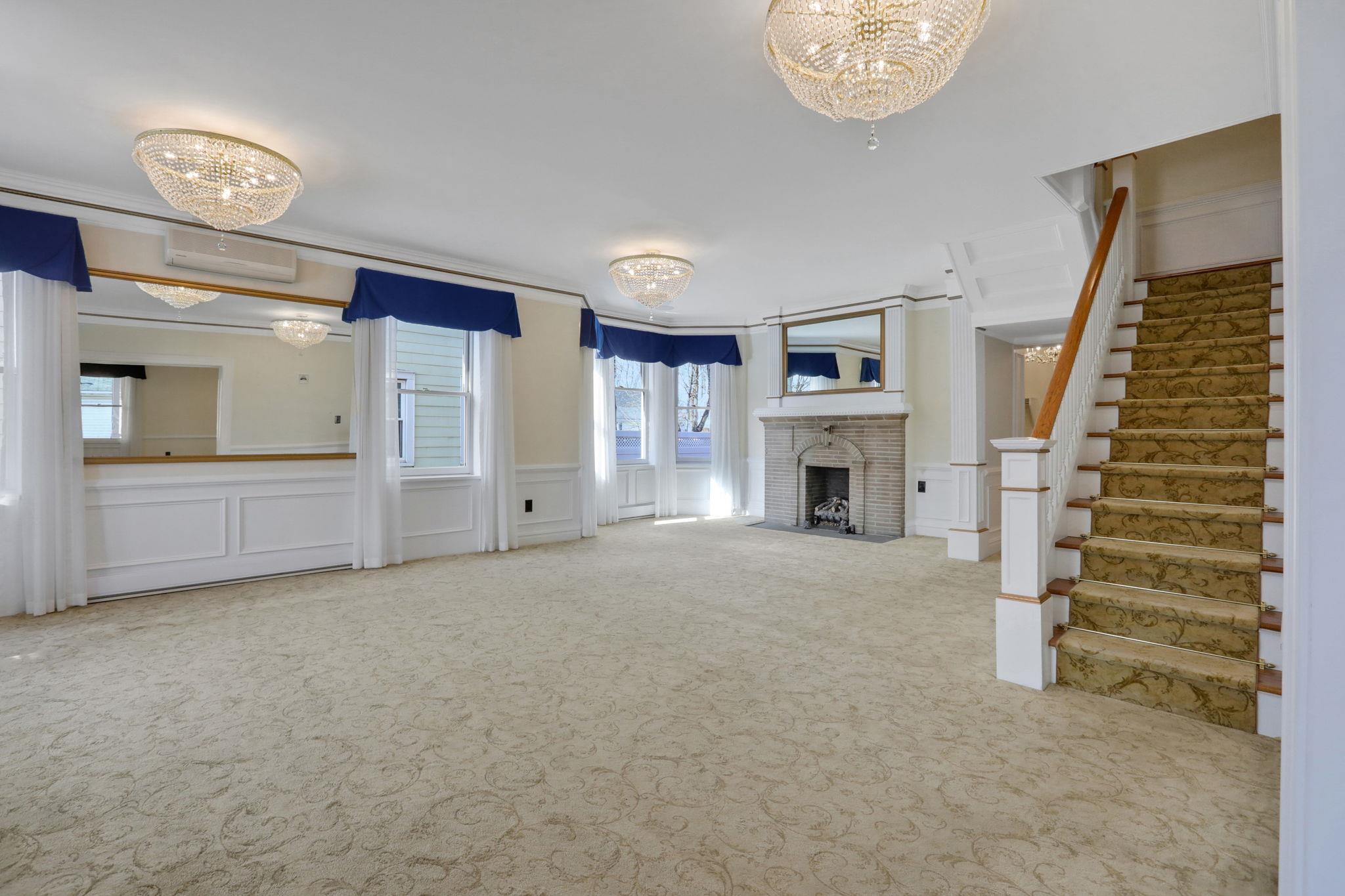 #14 photo, 411 Albany Avenue, Kingston , NY 12401