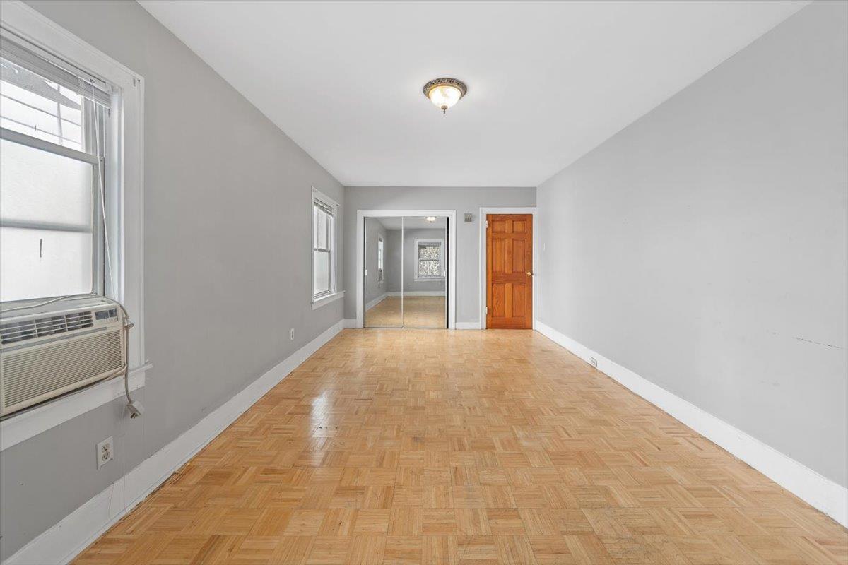 #10 photo, 3372 Fort Independence Street, ブロンクス区 Bronx , NY 10463