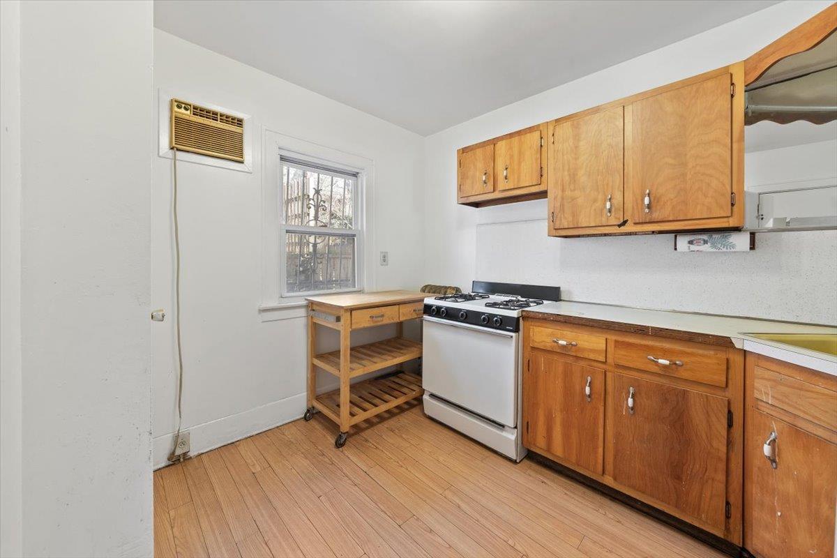 #7 photo, 3372 Fort Independence Street, ブロンクス区 Bronx , NY 10463