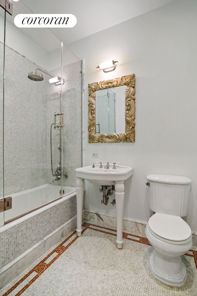 #11 photo, 1 CENTRAL Park S, マンハッタン Central Park South , NY 10019