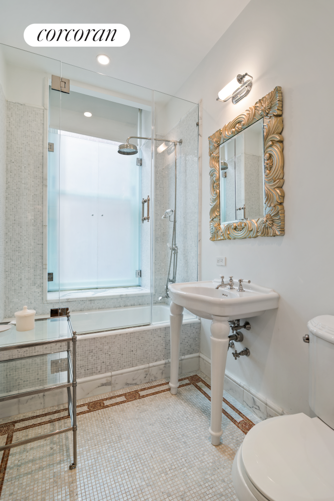 #8 photo, 1 CENTRAL Park S, マンハッタン Central Park South , NY 10019