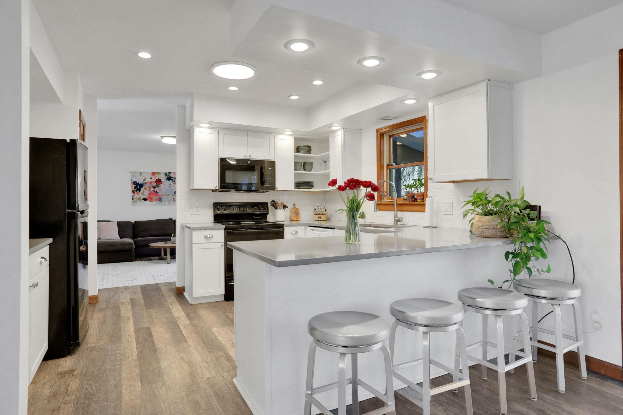 #18 photo, 2 Durmo Road, New Paltz , NY 12561