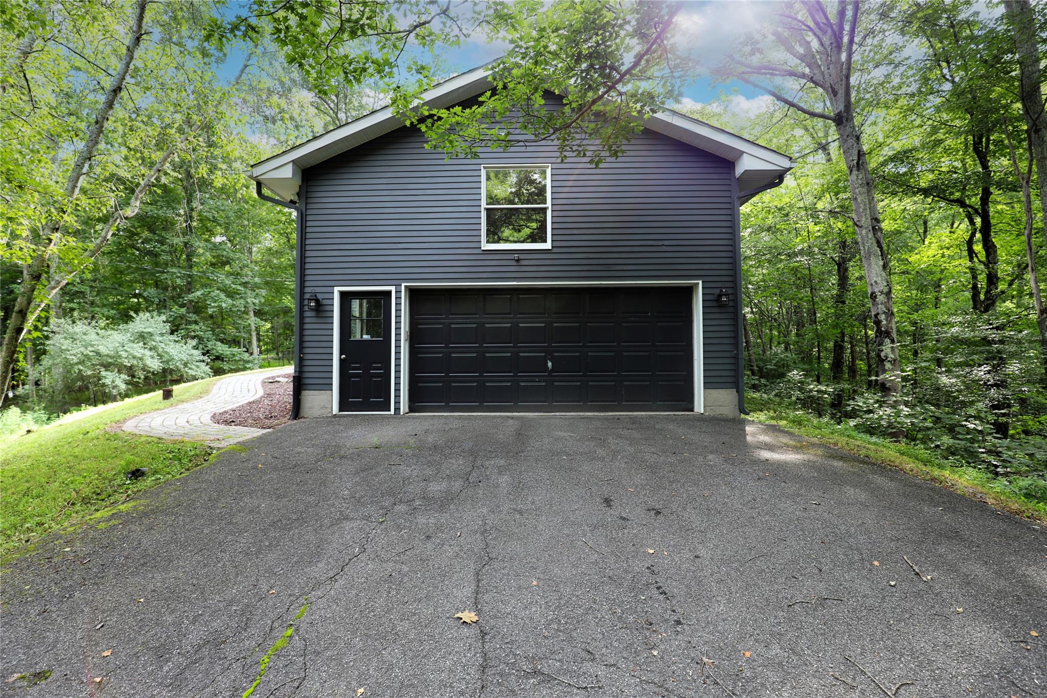 #4 photo, 2 Durmo Road, New Paltz , NY 12561