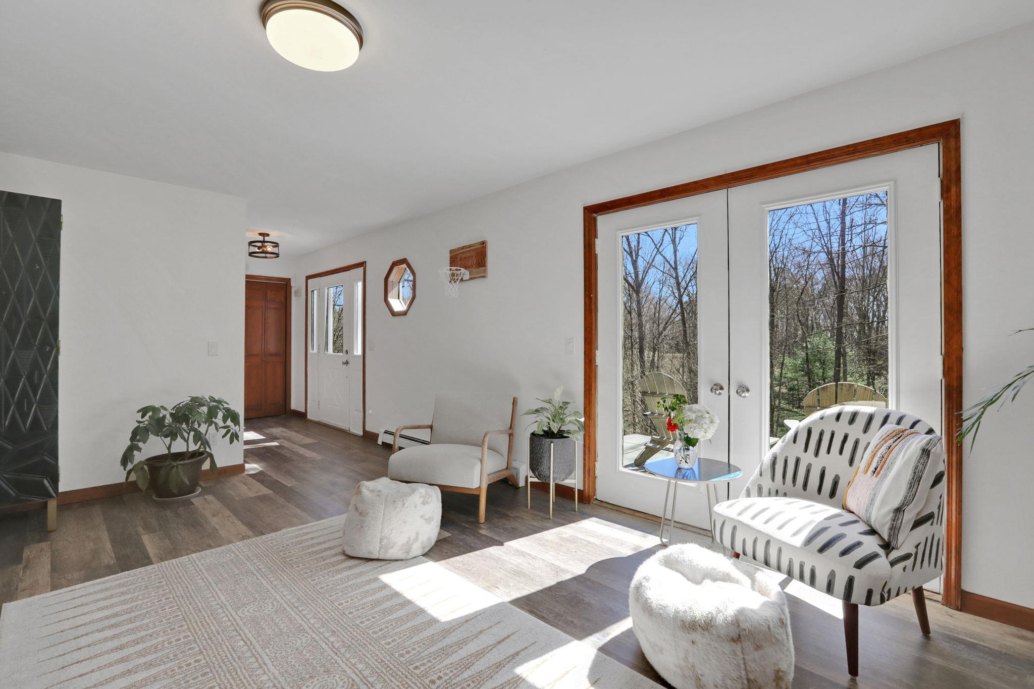 #9 photo, 2 Durmo Road, New Paltz , NY 12561