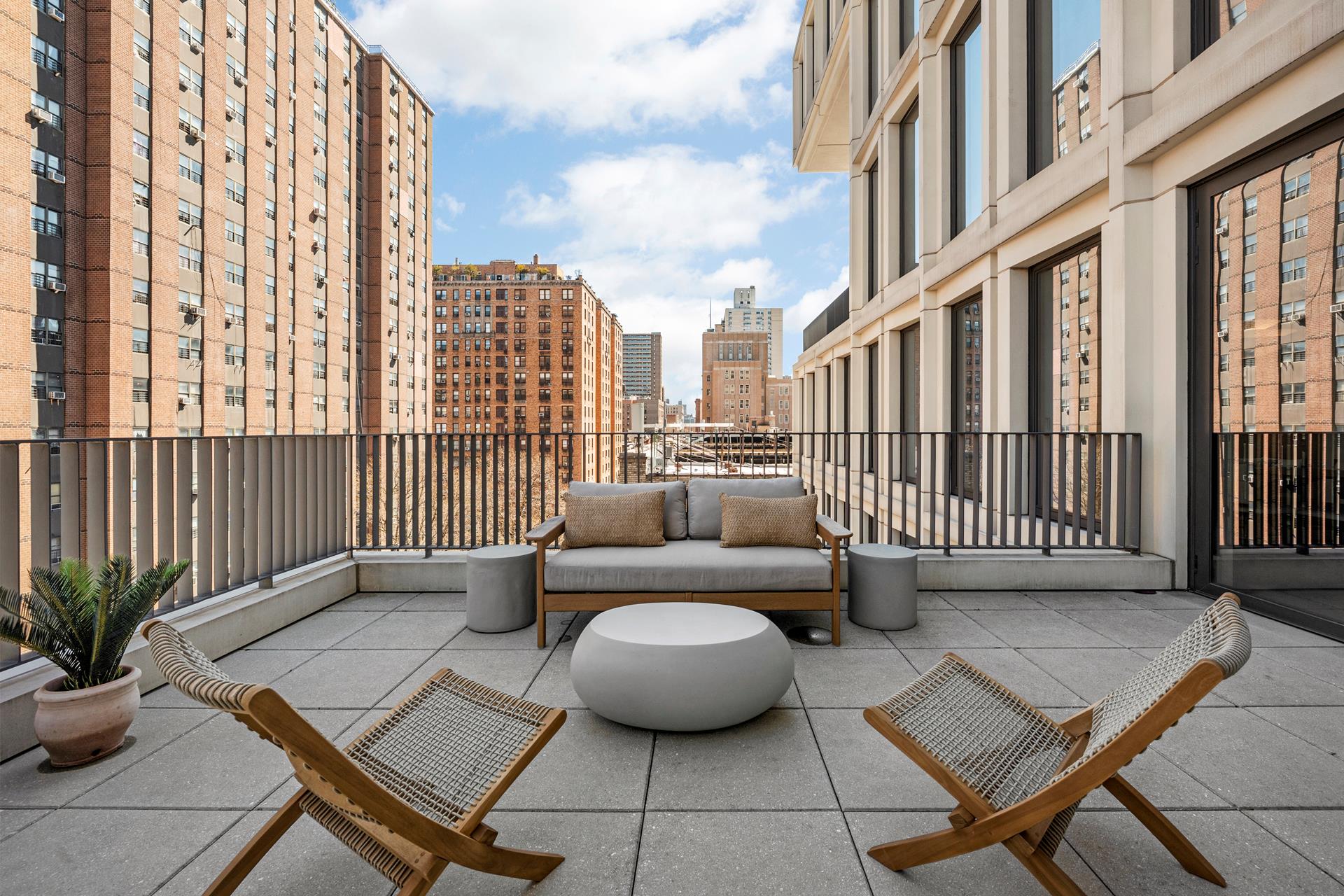 #3 photo, 212 W 93RD Street, マンハッタン Upper West Side , NY 10025