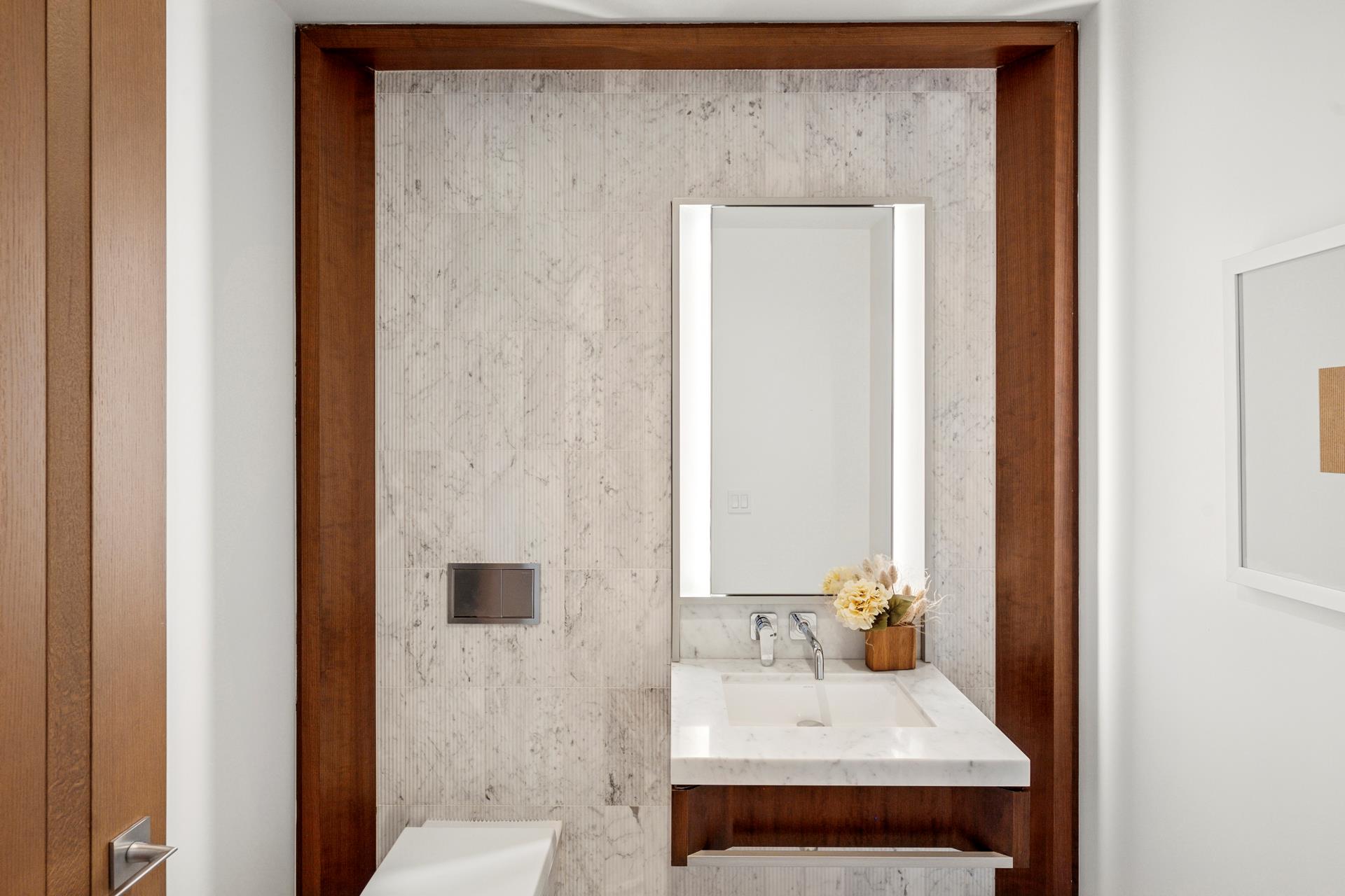 #4 photo, 212 W 93RD Street, マンハッタン Upper West Side , NY 10025