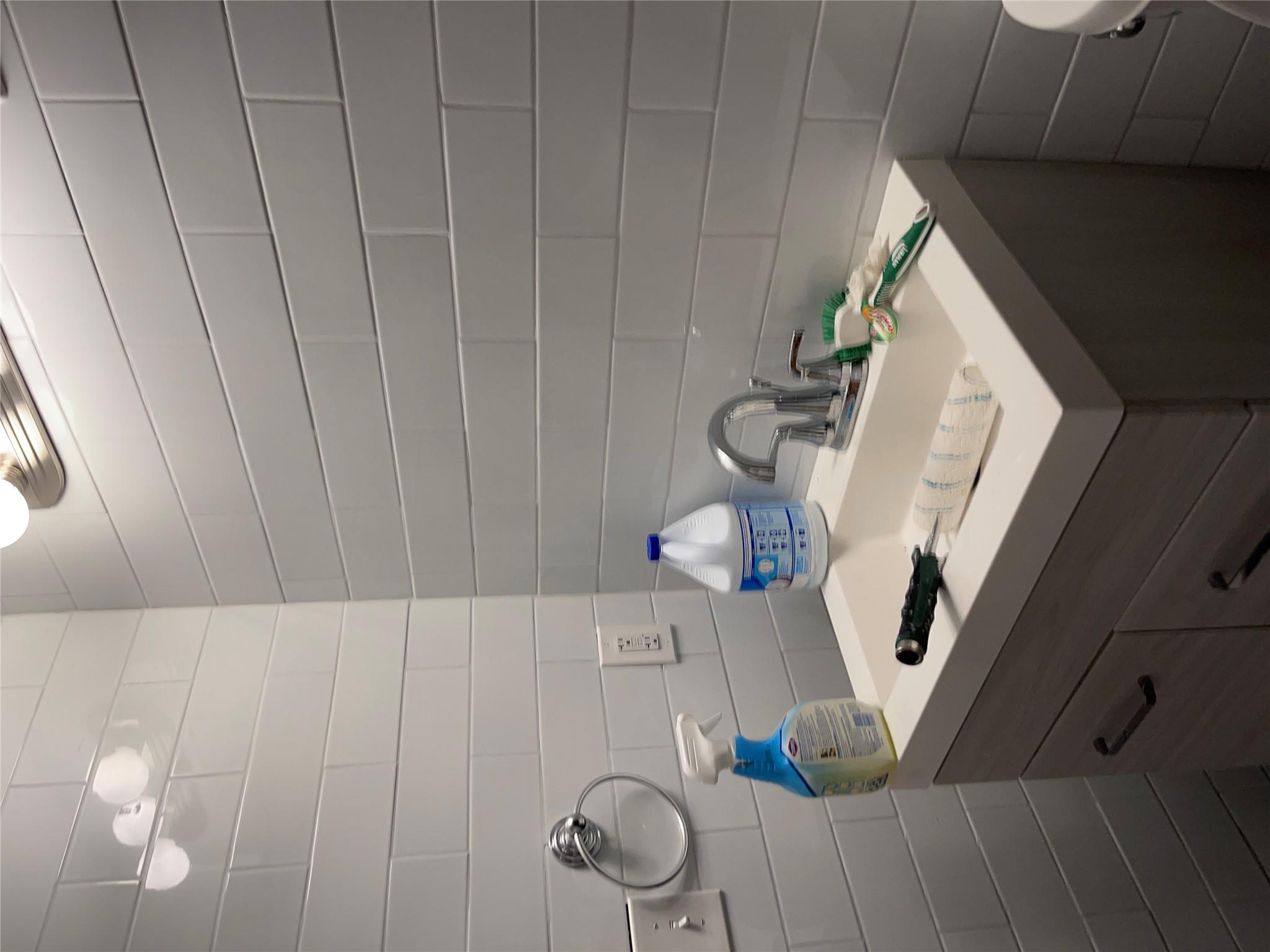 #13 photo, 1100 Jackson Avenue, ブロンクス区 Bronx , NY 10456