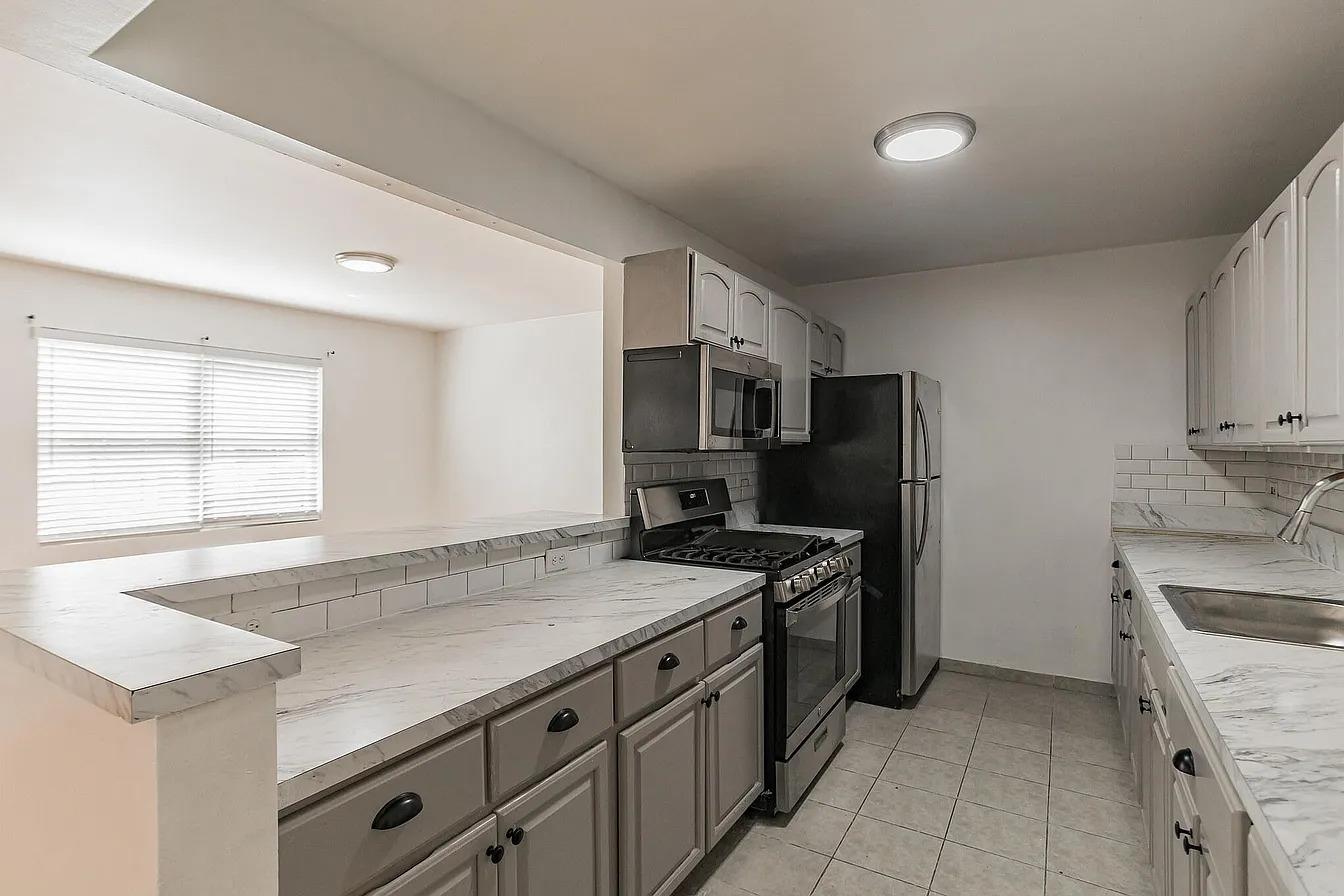 #10 photo, 2655 Briggs Avenue, Bronx , NY 10458