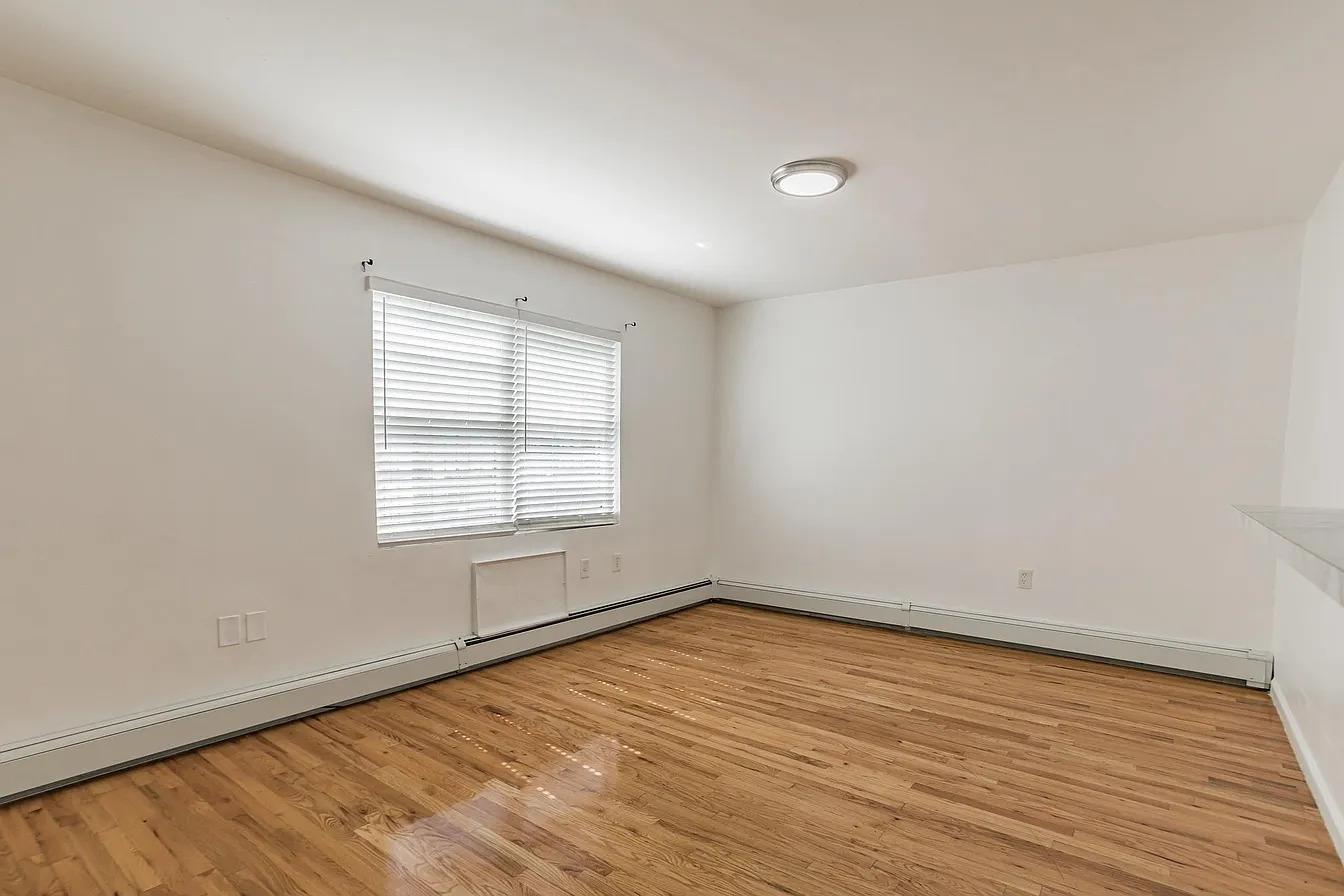 #13 photo, 2655 Briggs Avenue, Bronx , NY 10458