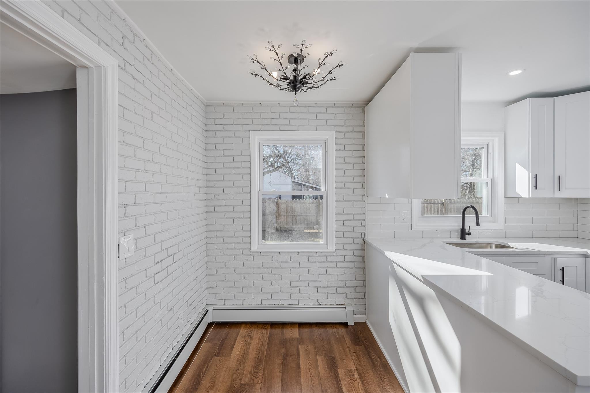 #15 photo, 340 Westchester Avenue, サフォーク郡 West Babylon , NY 11704