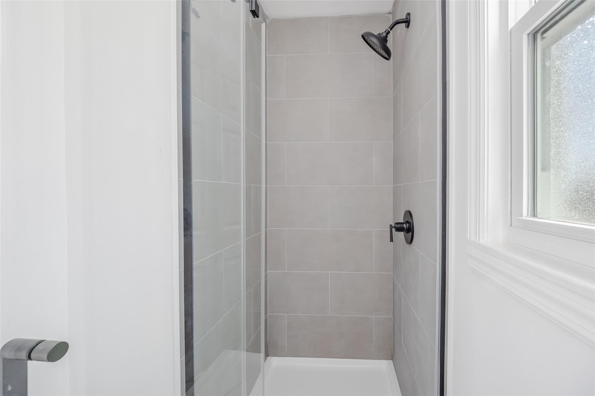 #20 photo, 340 Westchester Avenue, サフォーク郡 West Babylon , NY 11704