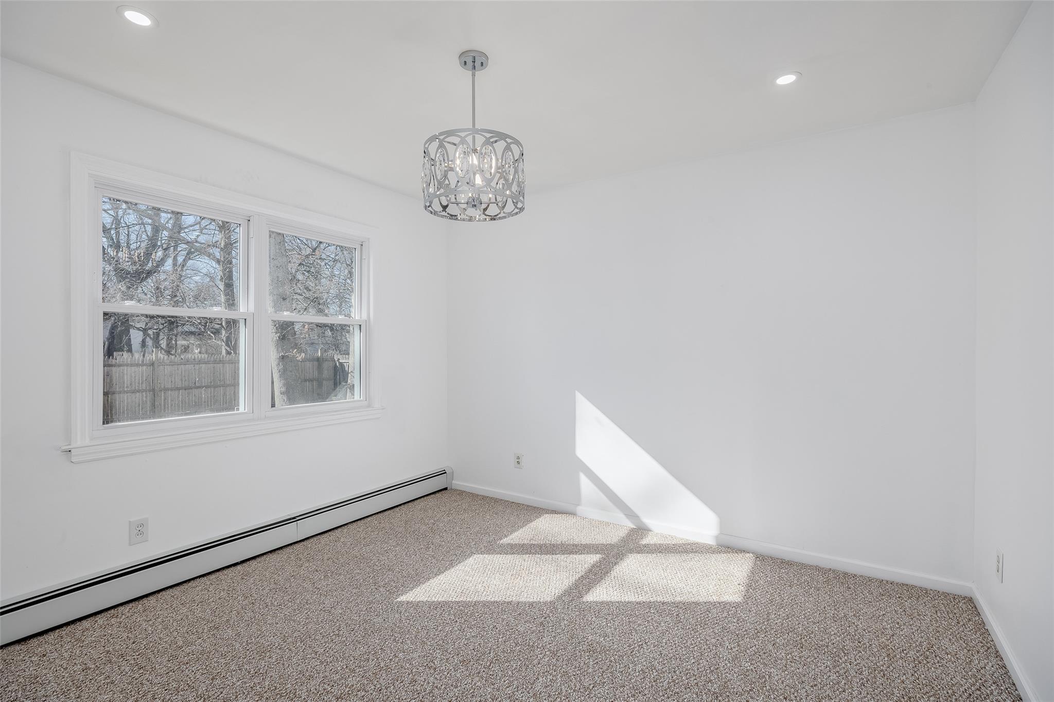 #9 photo, 340 Westchester Avenue, サフォーク郡 West Babylon , NY 11704