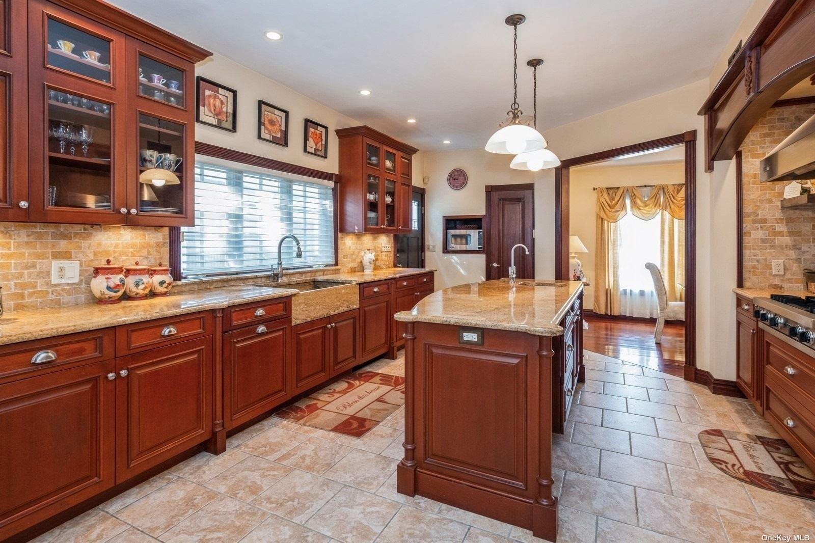 #12 photo, 37-12 222nd Street, クイーンズ区 Bayside , NY 11361