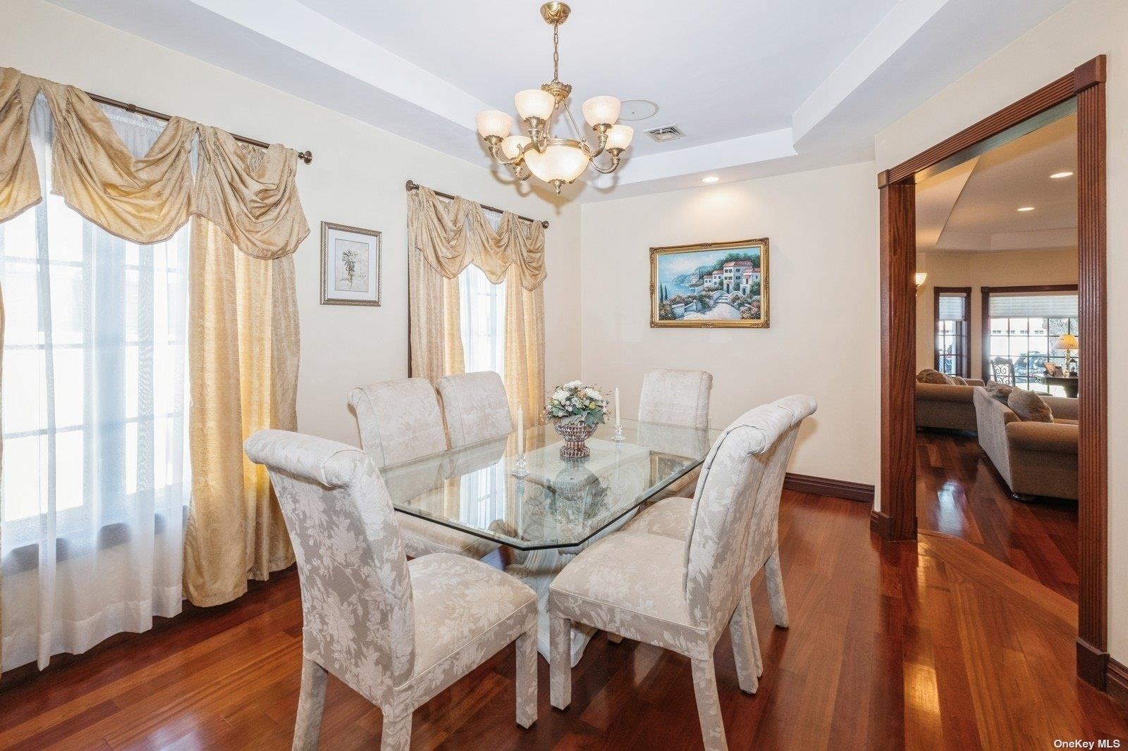 #8 photo, 37-12 222nd Street, クイーンズ区 Bayside , NY 11361