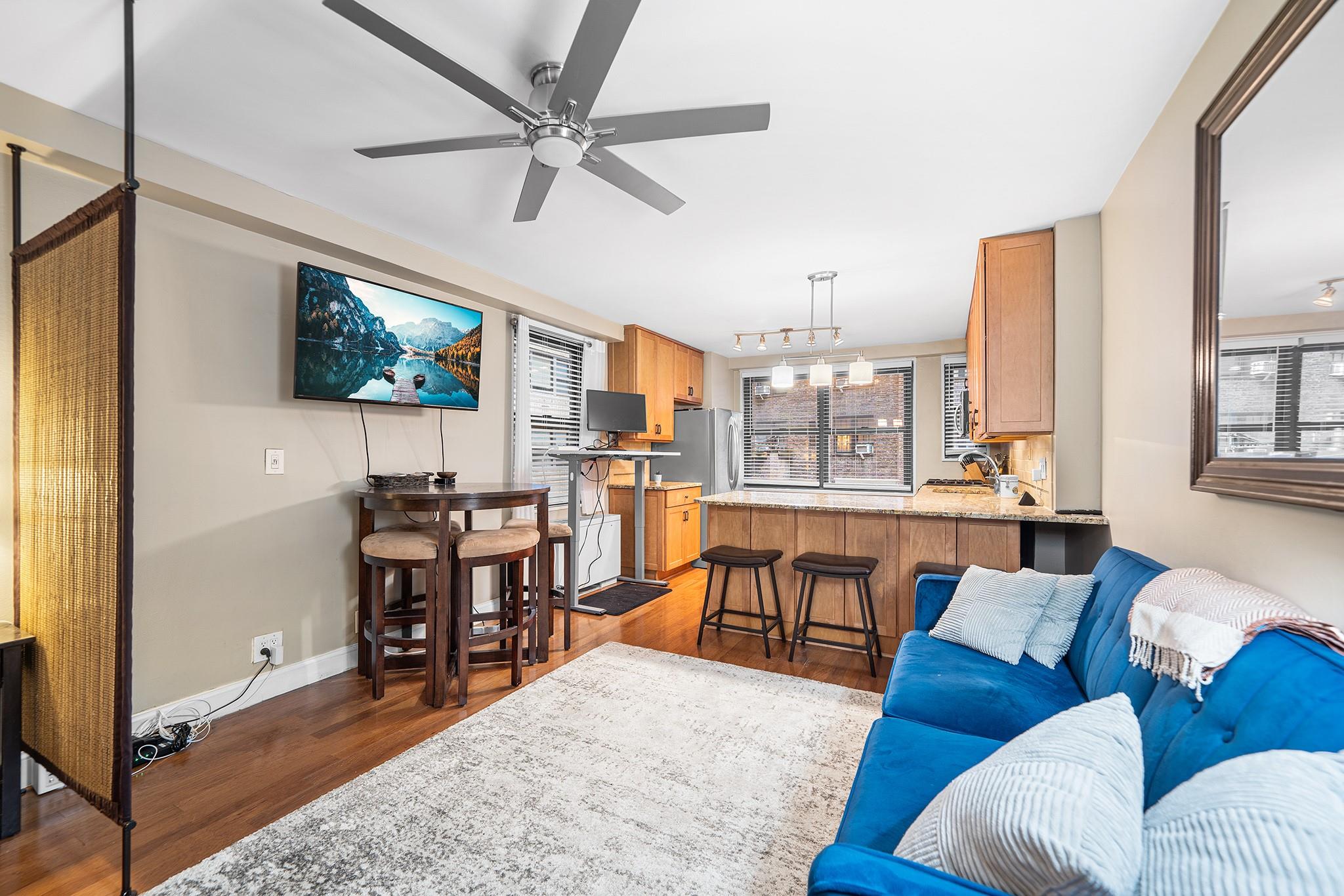 #6 photo, 305 E 40th Street, マンハッタン New York (Manhattan) , NY 10016