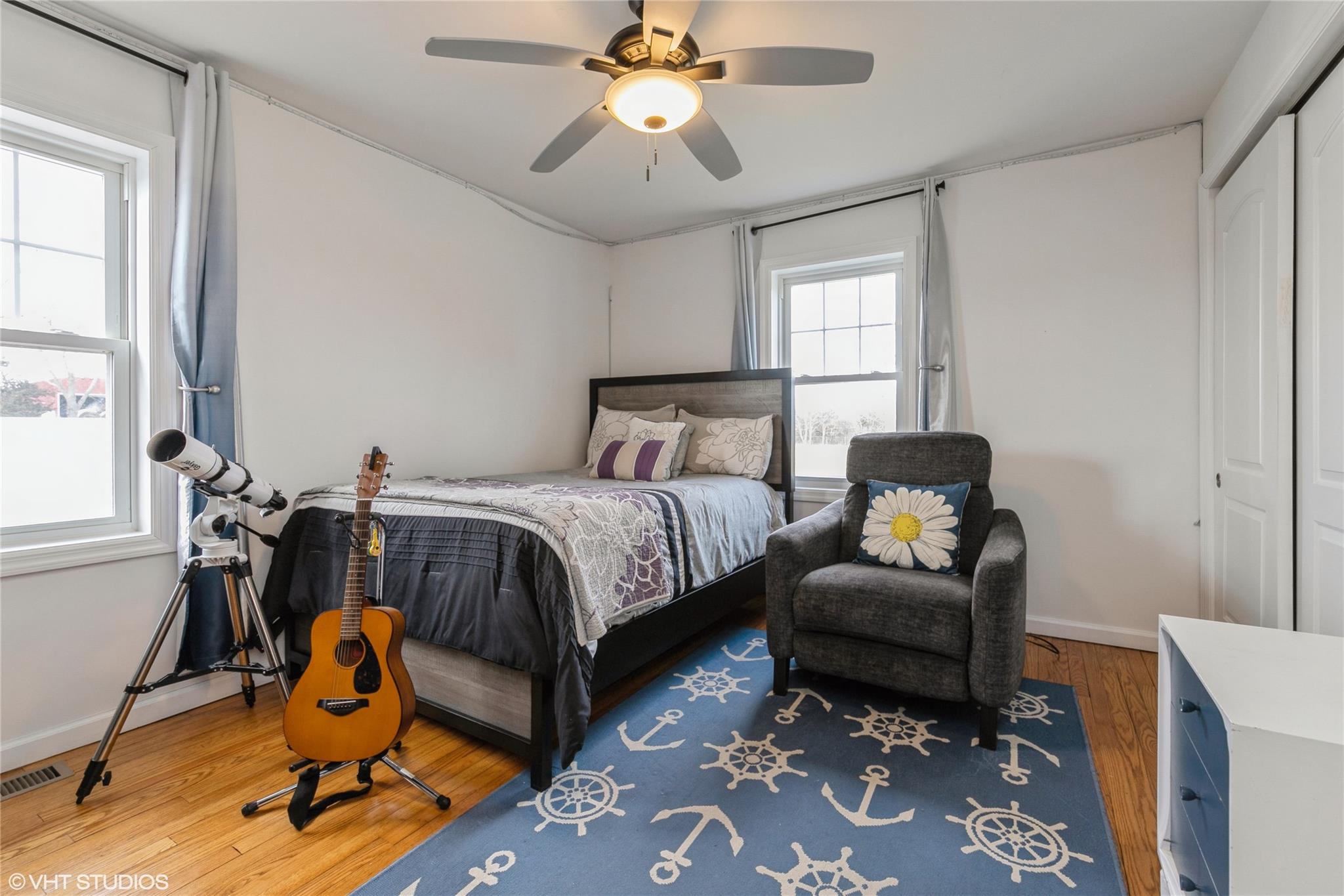 #20 photo, 4100 Youngs Avenue, 東長島 Southold , NY 11971