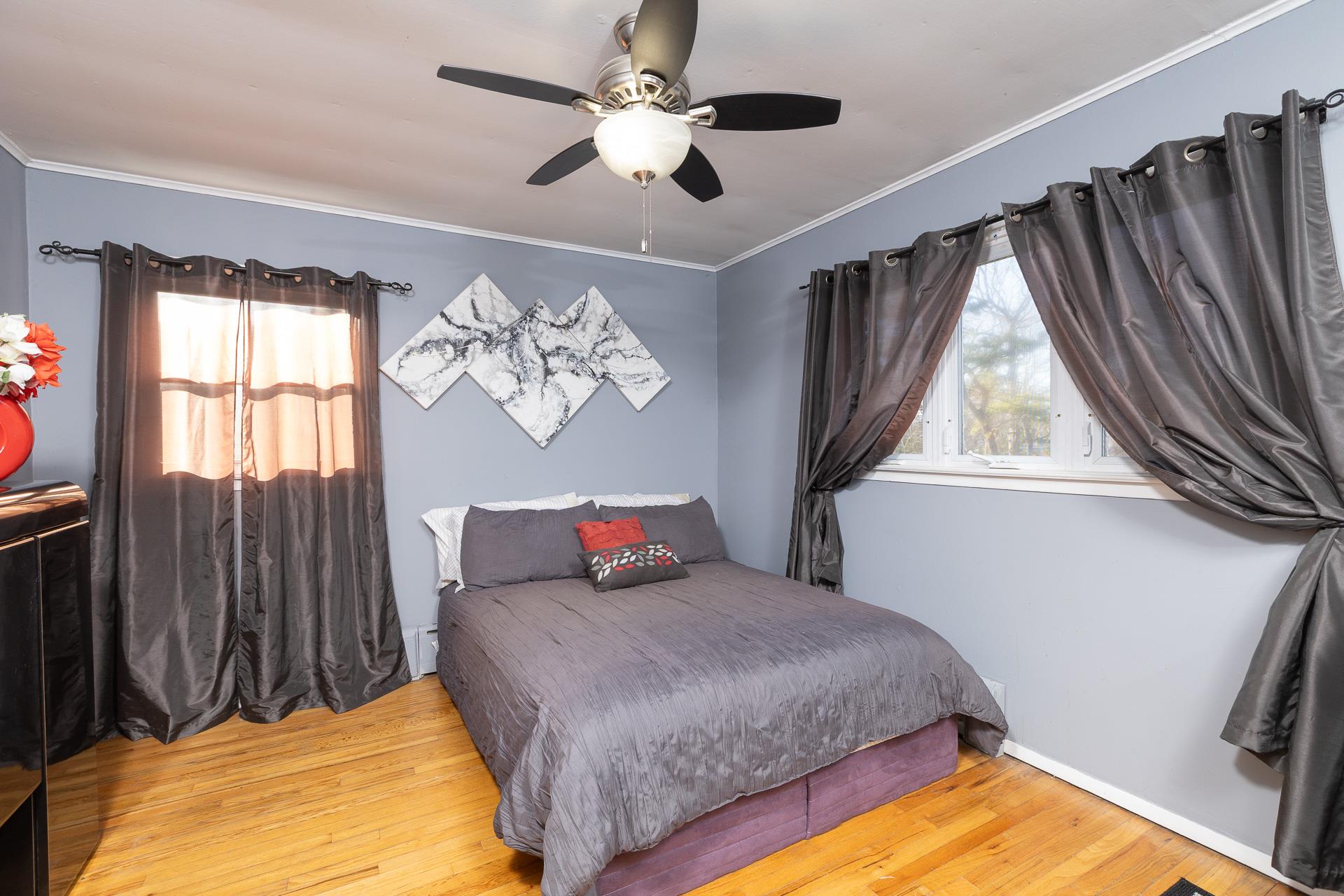 #13 photo, 84 Riverside Avenue, サフォーク郡 Mastic Beach , NY 11951