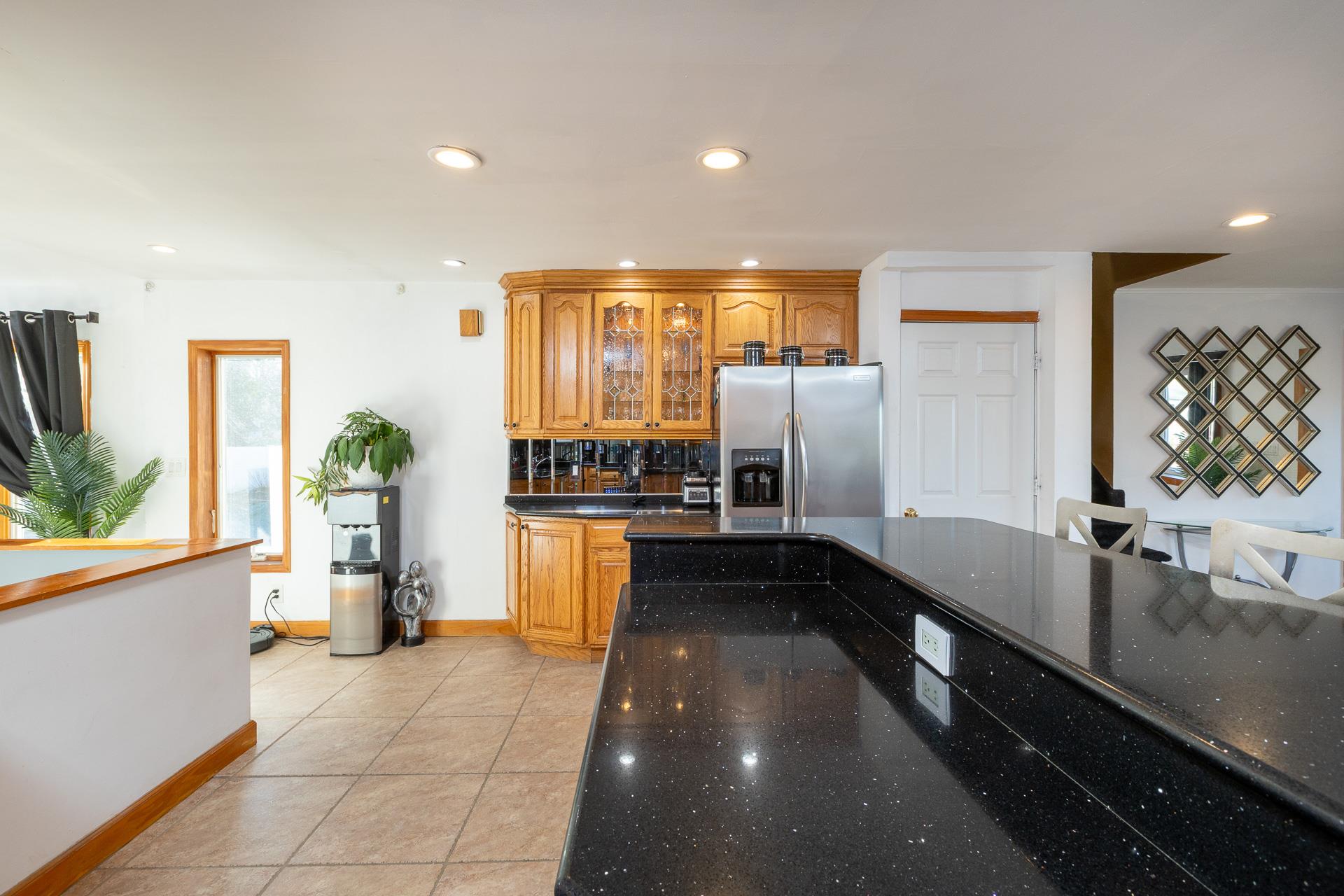 #6 photo, 84 Riverside Avenue, サフォーク郡 Mastic Beach , NY 11951