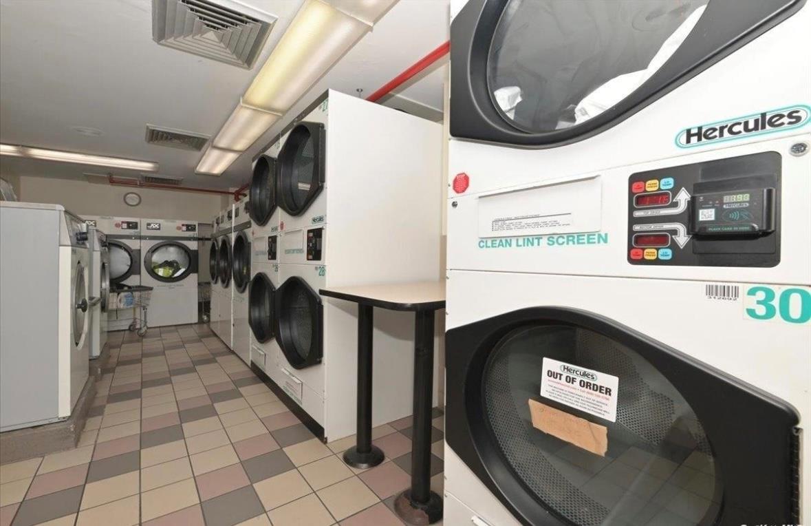 #13 photo, 17520 Wexford Terrace, クイーンズ区 Jamaica Estates , NY 11432