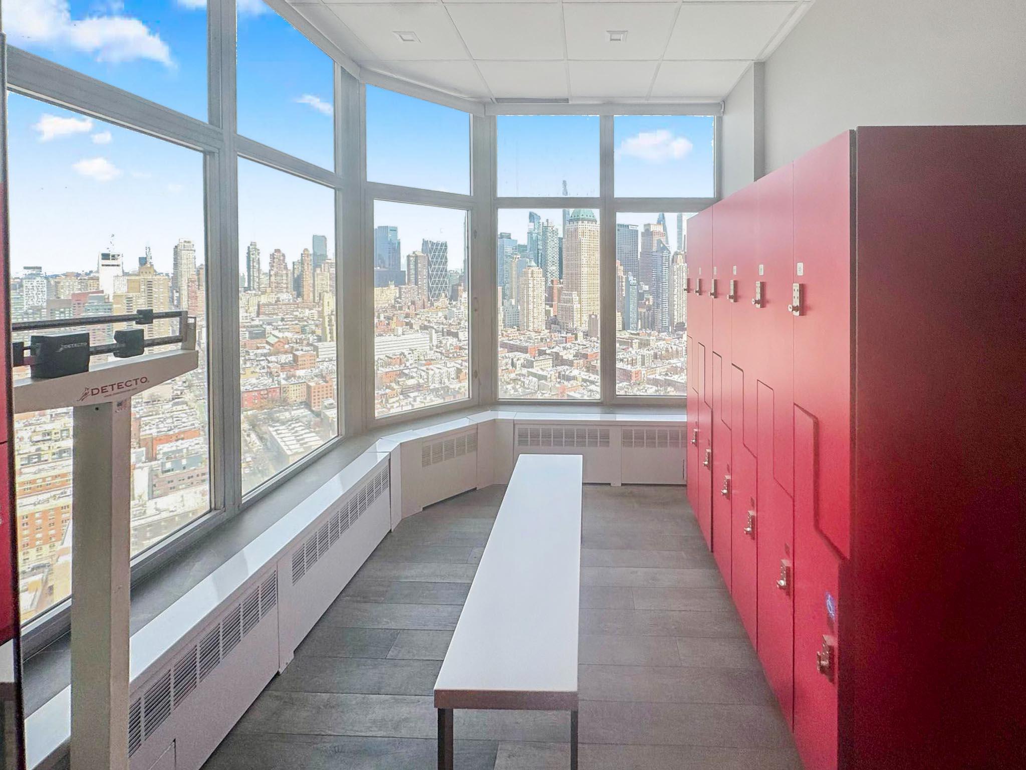 #10 photo, 500 43 St, マンハッタン New York (Manhattan) , NY 10036