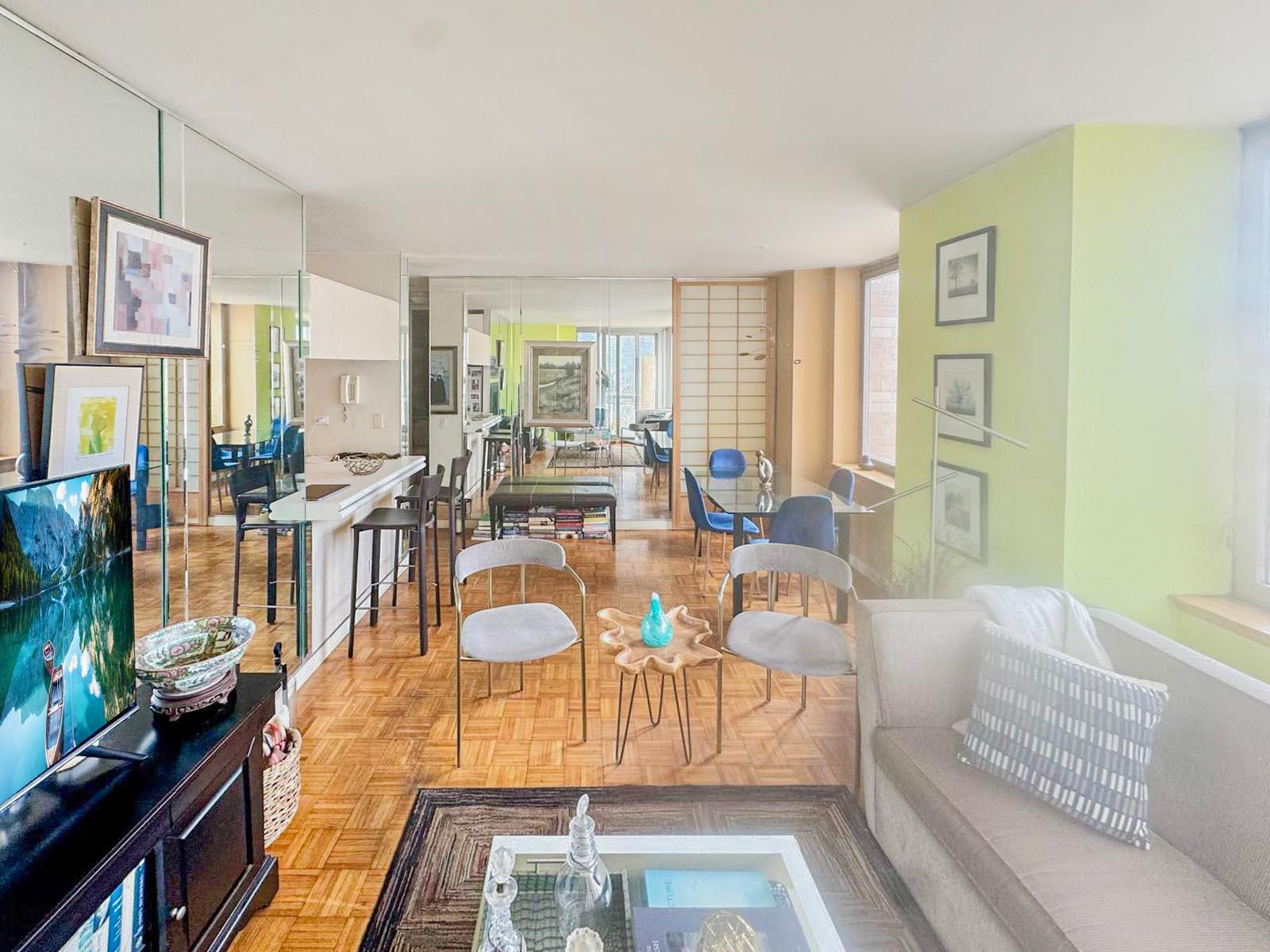 #16 photo, 500 43 St, マンハッタン New York (Manhattan) , NY 10036