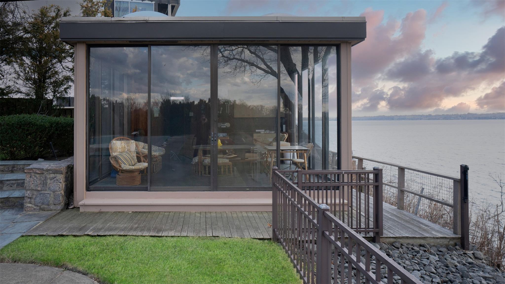 #18 photo, 20 Martin Court, גרייט נק Great Neck , NY 11024