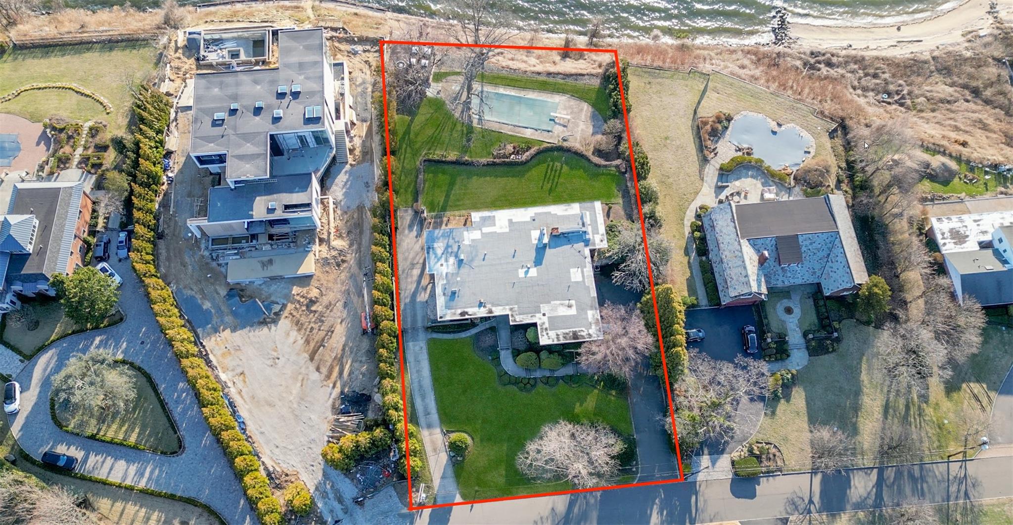 #4 photo, 20 Martin Court, גרייט נק Great Neck , NY 11024