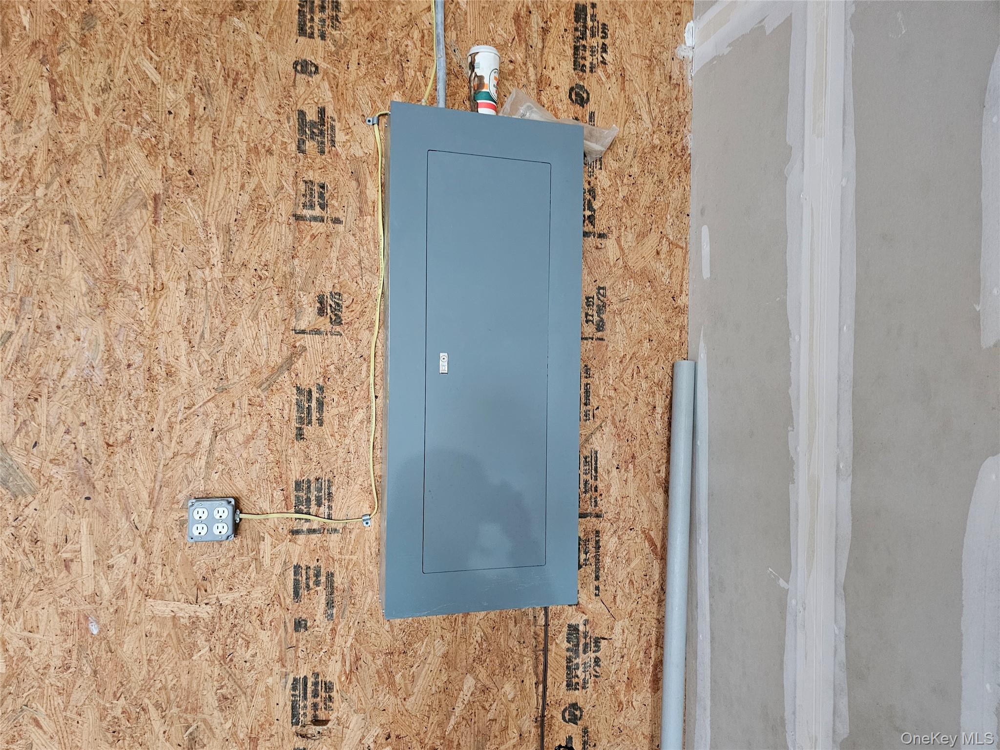 #13 photo, 2320 Union Boulevard, サフォーク郡 Bay Shore , NY 11706