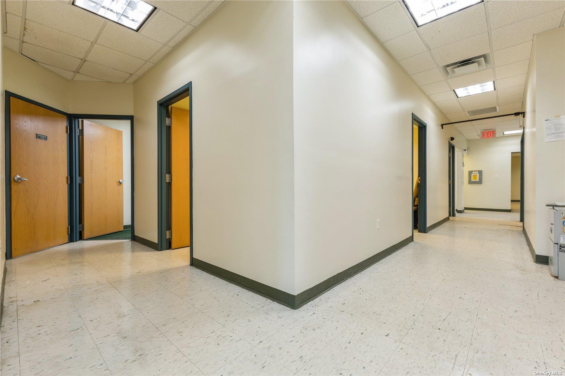 #6 photo, 92-02 Liberty Avenue, クイーンズ区 Ozone Park , NY 11417