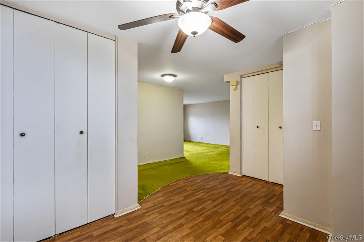 #13 photo, 90-50 Union Turnpike, Glendale , NY 11385