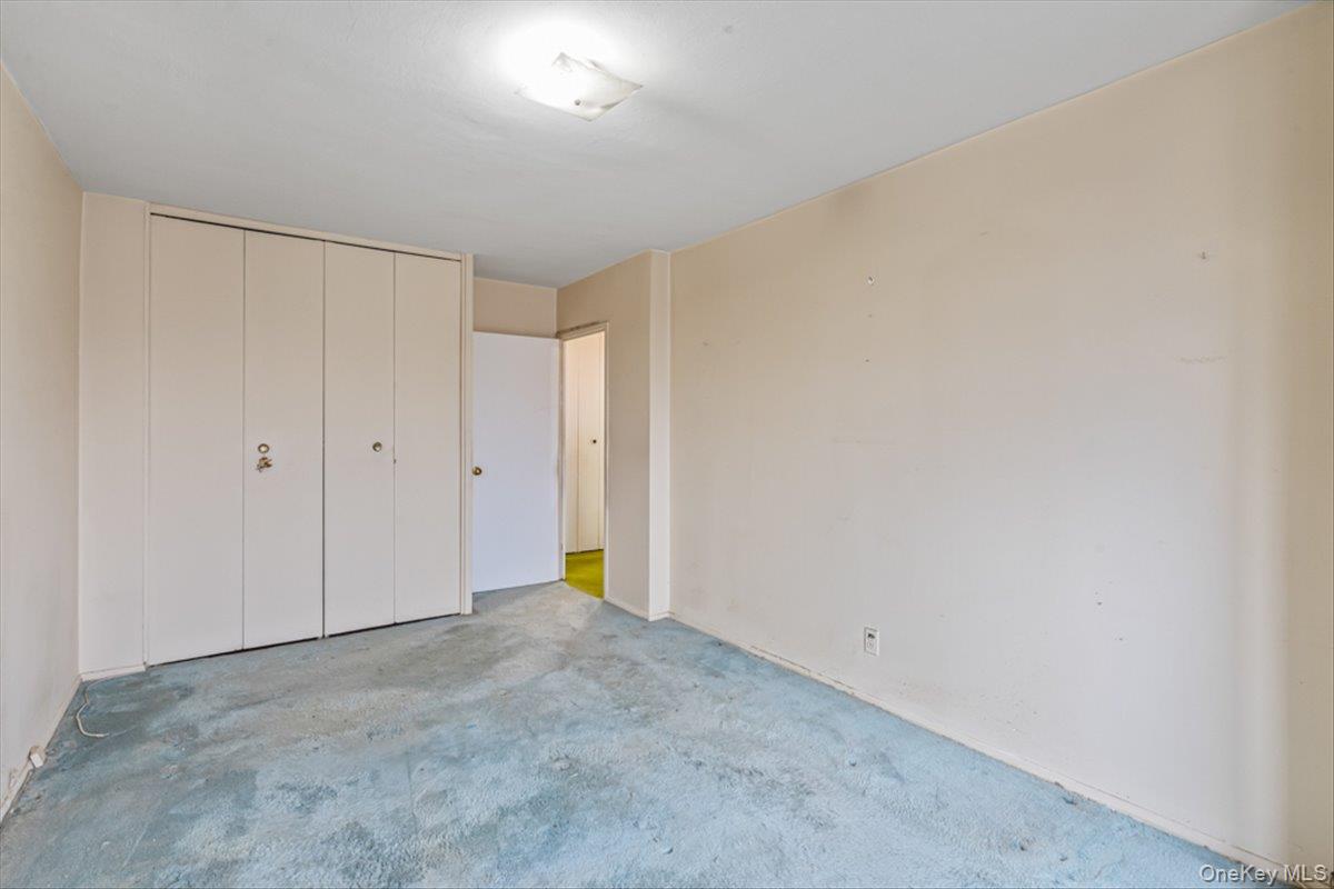 #16 photo, 90-50 Union Turnpike, Glendale , NY 11385