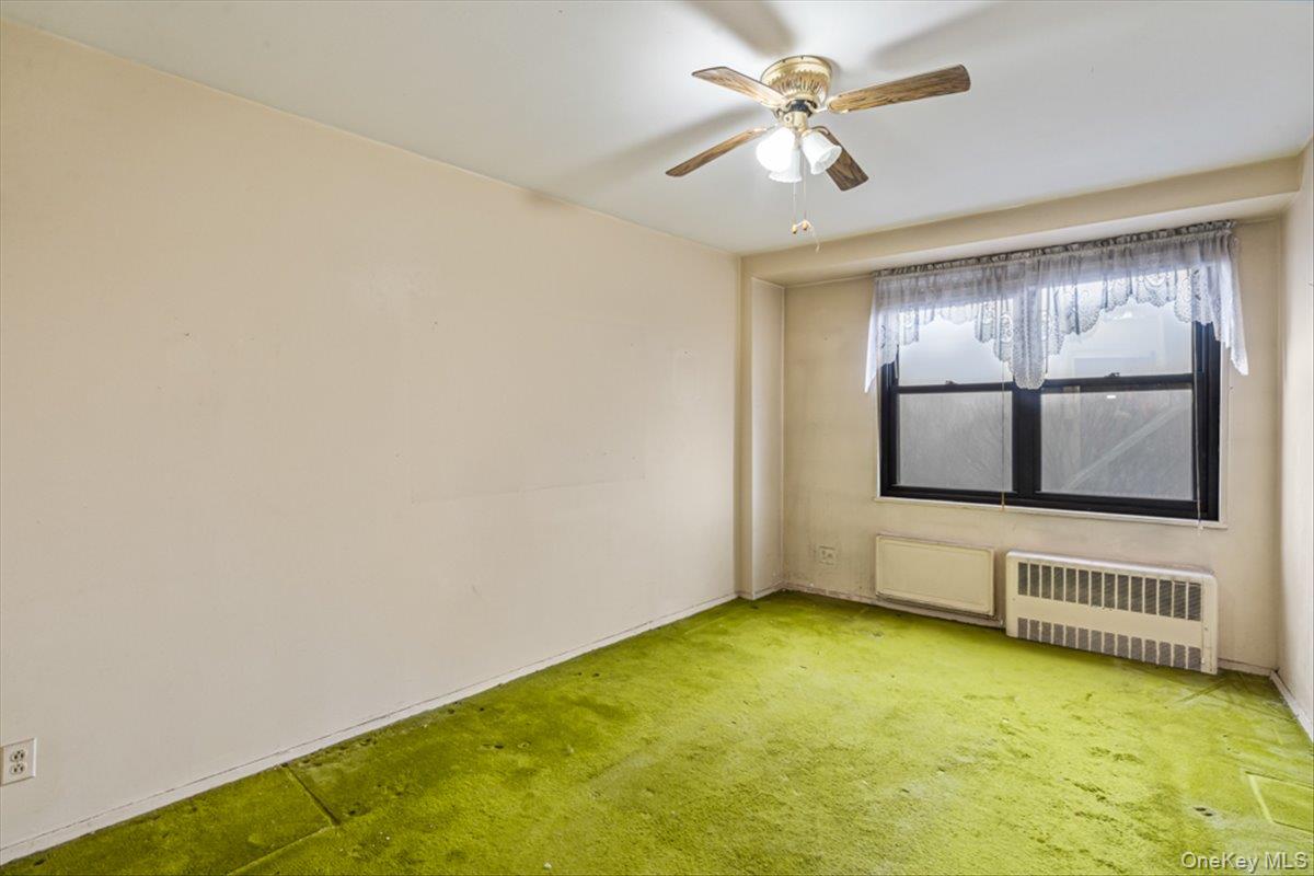 #17 photo, 90-50 Union Turnpike, Glendale , NY 11385