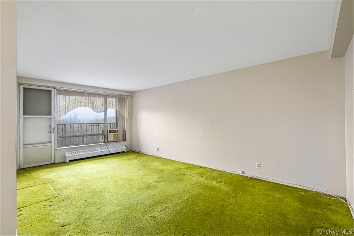 #3 photo, 90-50 Union Turnpike, Glendale , NY 11385