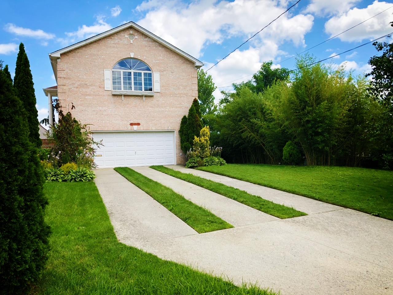 #2 photo, 150-129 Powells Cove Boulevard, クイーンズ区 Whitestone , NY 11357