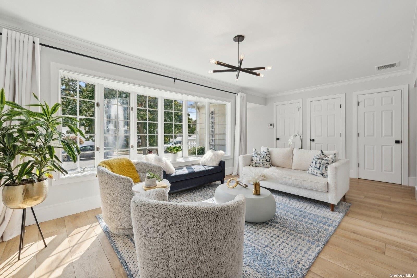 #3 photo, 1707 Carroll Avenue, ナッソー郡 Merrick , NY 11566